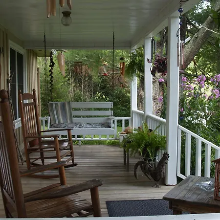Henson Cove Place Bed And Breakfast W/Cabin-3
