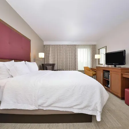 Hampton Inn Martinsburg-2