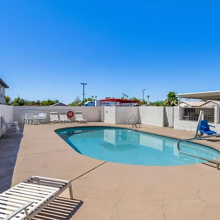 Super 8 By Wyndham Goodyear/Phoenix Area-3