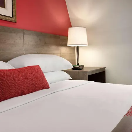 Ramada By Wyndham Oakland Downtown City Center-2