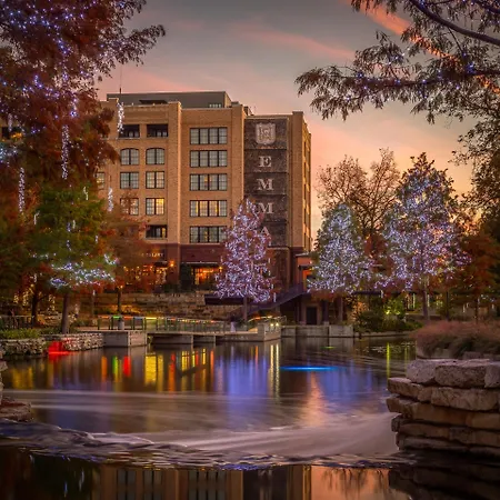 Hotel Emma At Pearl On The Riverwalk-3