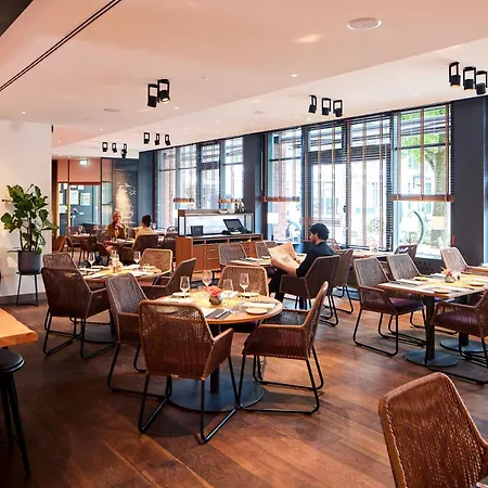 THE MADISON Hotel Hamburg-2