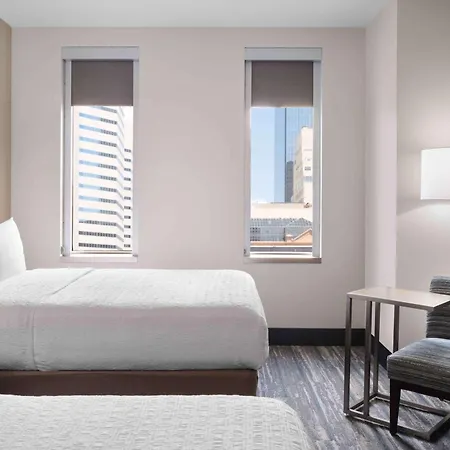 Hampton Inn & Suites Denver Downtown Convention Center-2