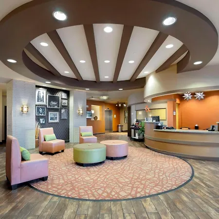 Best Western Plus Tupelo Inn & Suites-3