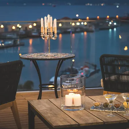 Upper - Boutique Hotel-2