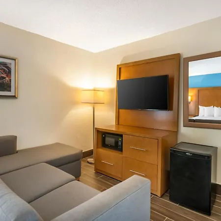 Tropical Winds Resort Hotel-2