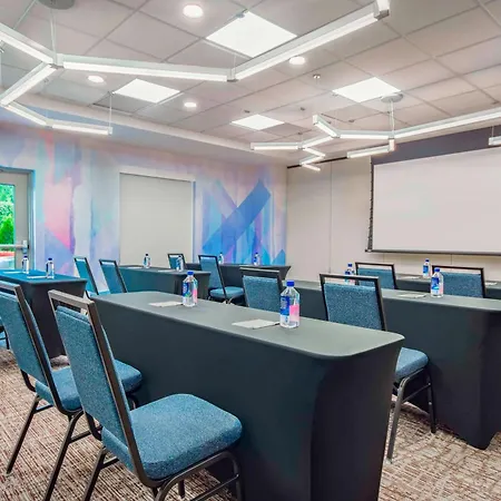 Hilton Garden Inn Danbury-3