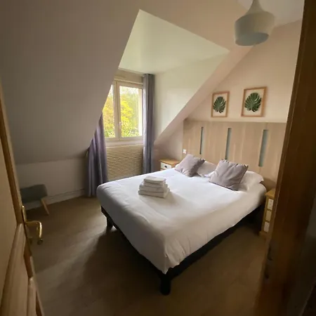 Au Charme du Lac Piscine&Spa-3