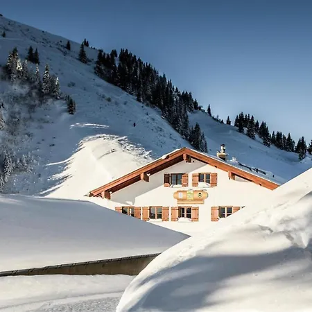 Berghotel Altes Wallberghaus-2