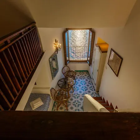 Hotel Torre Dei Borboni-3