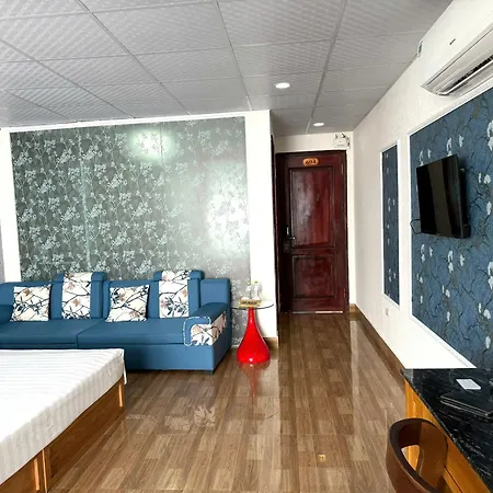 Holiday Suites Hotel & Spa-3