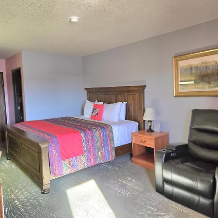 American Inn Ozark-3