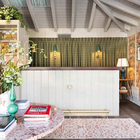 Le Petit Pali Brentwood-2