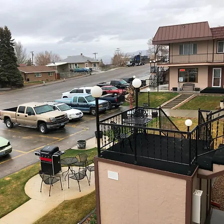 Bristlecone Motel-2