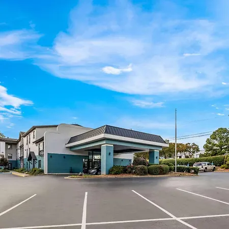 Quality Inn Marietta Near Dobbins Arb-2