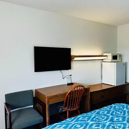 American Inn Ozark-2
