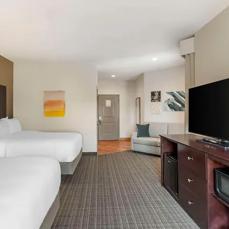 Comfort Inn & Suites Verona At Turning Stone Resort Casino-2