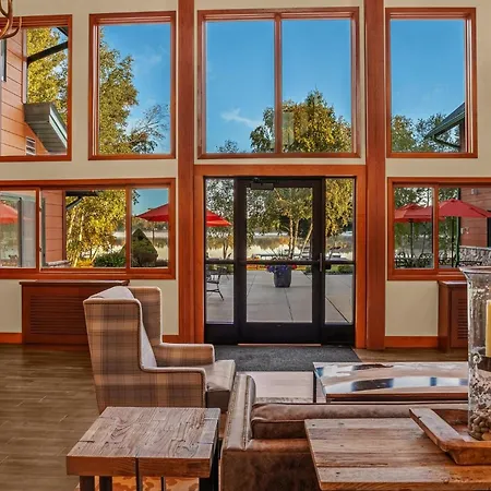 Holiday Inn Express & Suites Hayward By Ihg-3