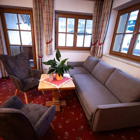 Dandler - Zimmer und Ferienwohnungen-3