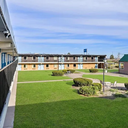 Americas Best Value Inn Danville-2