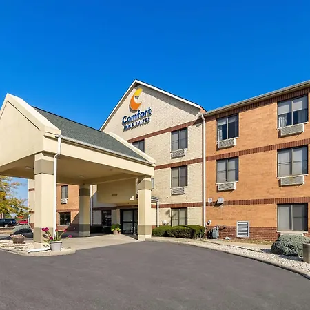 Comfort Inn & Suites Near Tinley Park Amphitheater-3