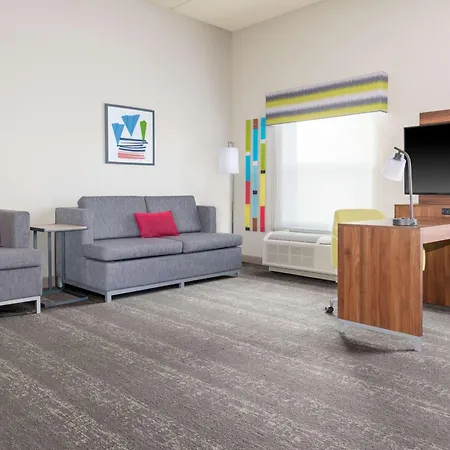 Hampton Inn & Suites Brookings-2