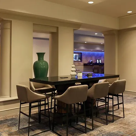 Renaissance Los Angeles Airport Hotel-3