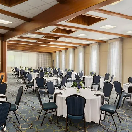 Delta Hotels By Marriott Helena Colonial-2