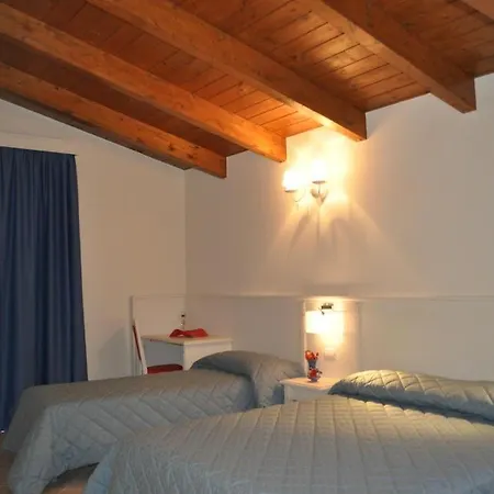 Hotel Centova-2