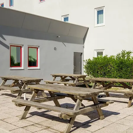 B&B HOTEL Villeneuve Loubet Plage-2