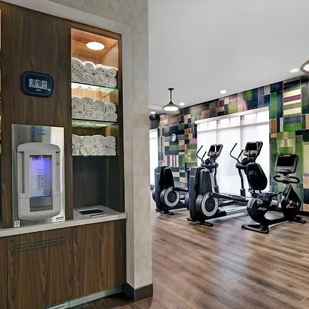 Courtyard By Marriott Manhattan Aggieville-2