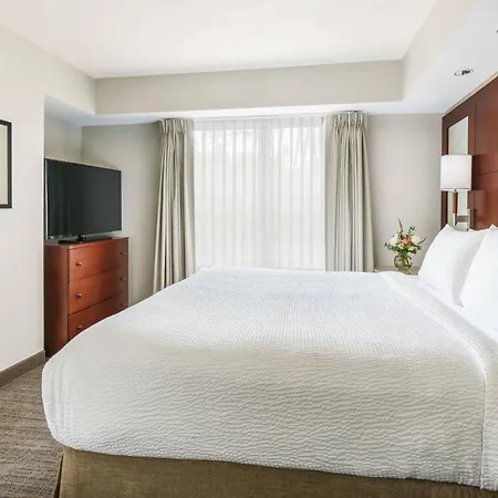 Residence Inn Burlington Colchester-2