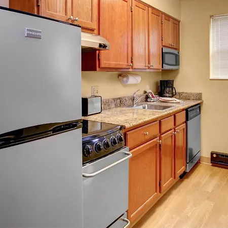 Towneplace Suites By Marriott Cleveland Westlake-3