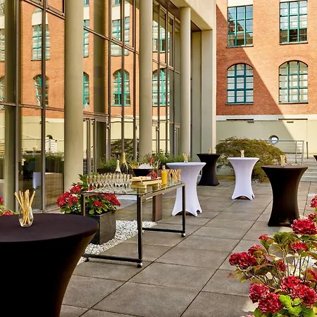 Sheraton Hannover Pelikan Hotel-2