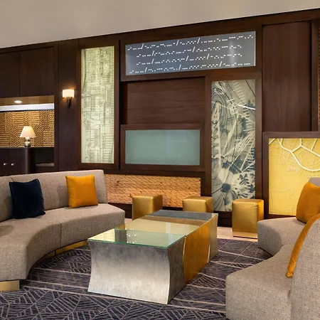 Sheraton Norfolk Waterside Hotel-2