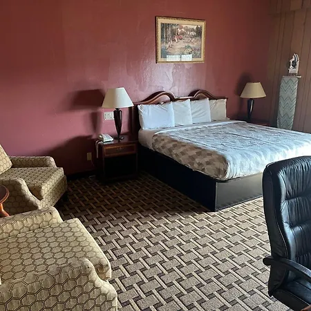 Americas Best Value Inn Franklin-2