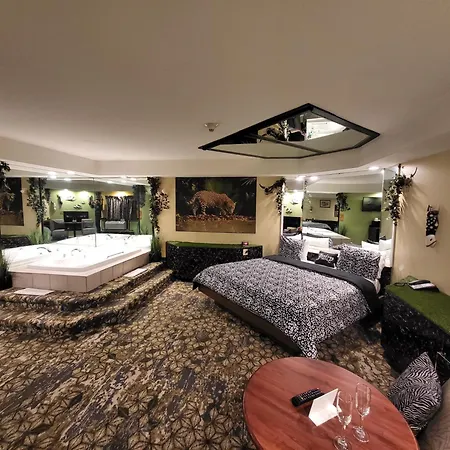 Inn of the Dove: Romantic Luxury Suites with Jacuzzi & Fireplace-2