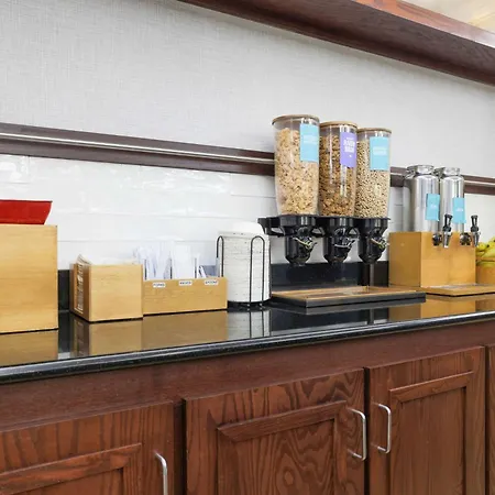 Hampton Inn Raleigh/Garner-2