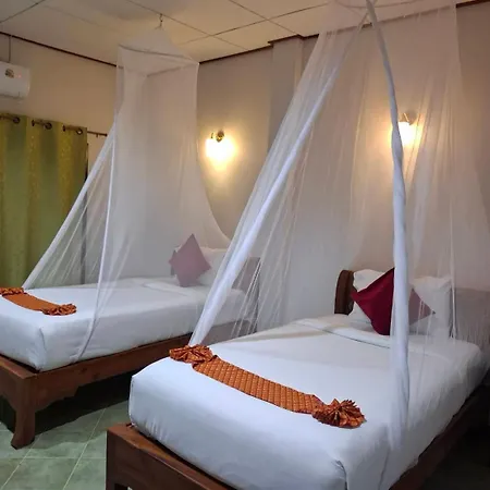 Tree Tops River Huts-3