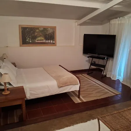 Suites Caipira Vale das Videiras-2