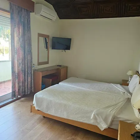 Hotel Cruz Da Mata-3