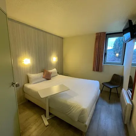 Brit Hotel Chambery-3