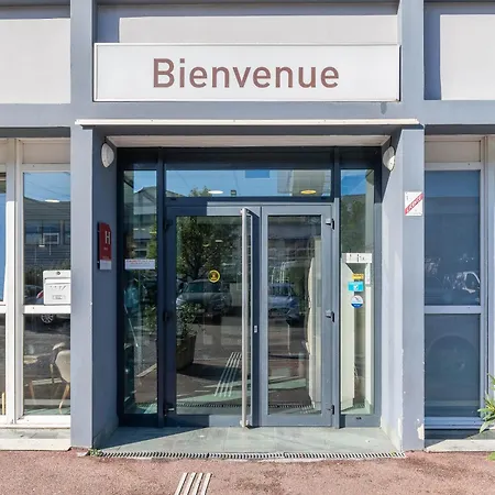 B&B HOTEL Lyon Vénissieux-2