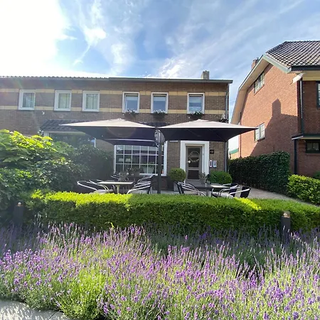 Hotel Pension Oranje-3