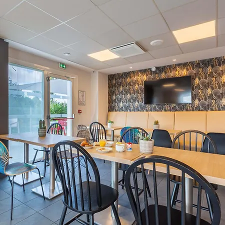 B&B Hotel Chartres Oceane-2