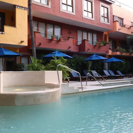 Casa Loteria: Colorful Family Retreat with Pool in Pueblito Sayulita-2