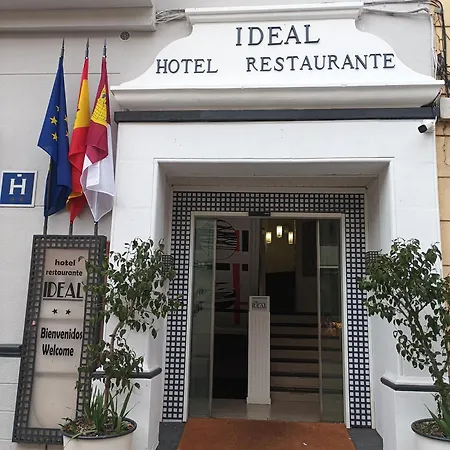 Hotel Ideal-3