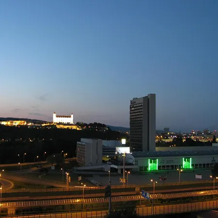Hotel Expo-2