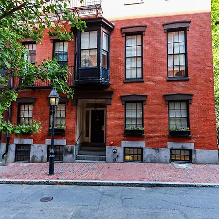 Charming & Stylish Studio On Beacon Hill #12-3