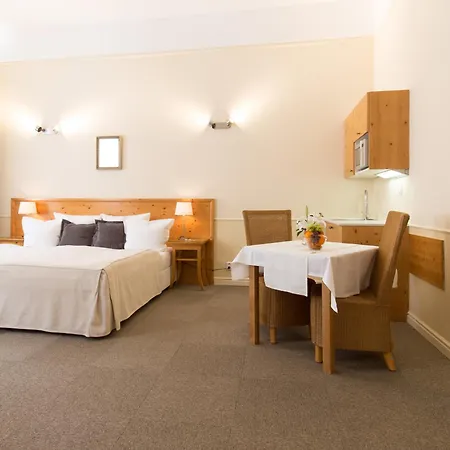Unitas Hotel-2